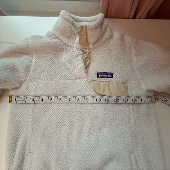 Patagonia Women's Re-Tool Snap-T Pullover in white XS - Picture 7 of 7